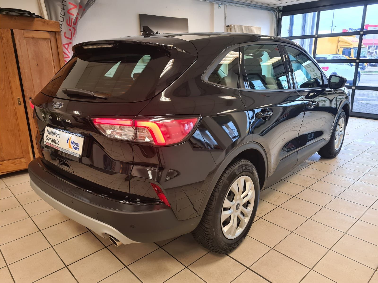 Fahrzeugabbildung Ford Kuga Cool & Connect / LED / 1. HAND