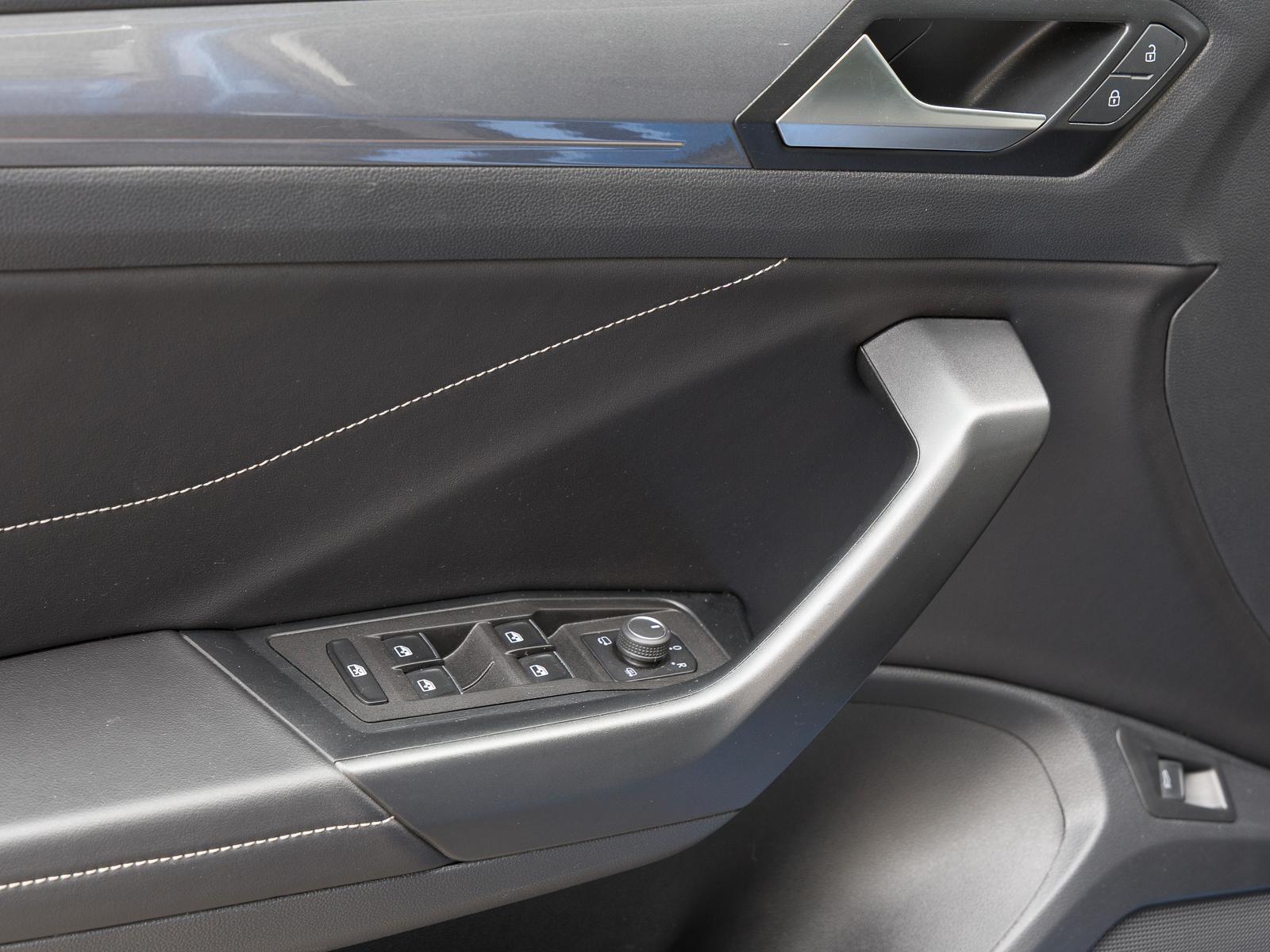 Volkswagen T-Roc 1.5 TSI DSG Style STANDHZG PANORAMA NAVI-P, миниатюра 9
