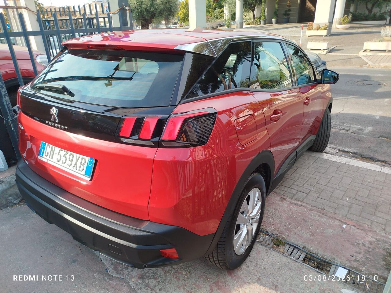 Peugeot PEUGEOT 3008 UNIPRO EAT8 * PREZZO VERO* ULTIMO R imagem 3