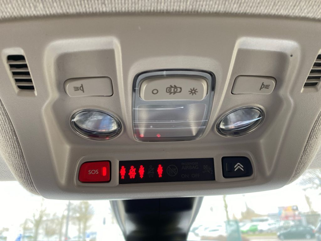 Fahrzeugabbildung Citroën C3 PT 110 S&S *Automatik* MAX *Navi*Rückfahrk*