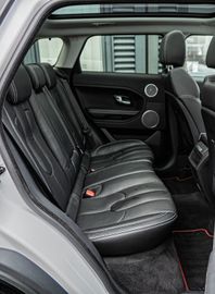 Fahrzeugabbildung Land Rover Range Rover Evoque 2,2  SD4|NAVI|PANO|BI-XENON|