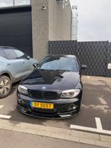 BMW 123d Coupé - - BMW 123: Sportwagen