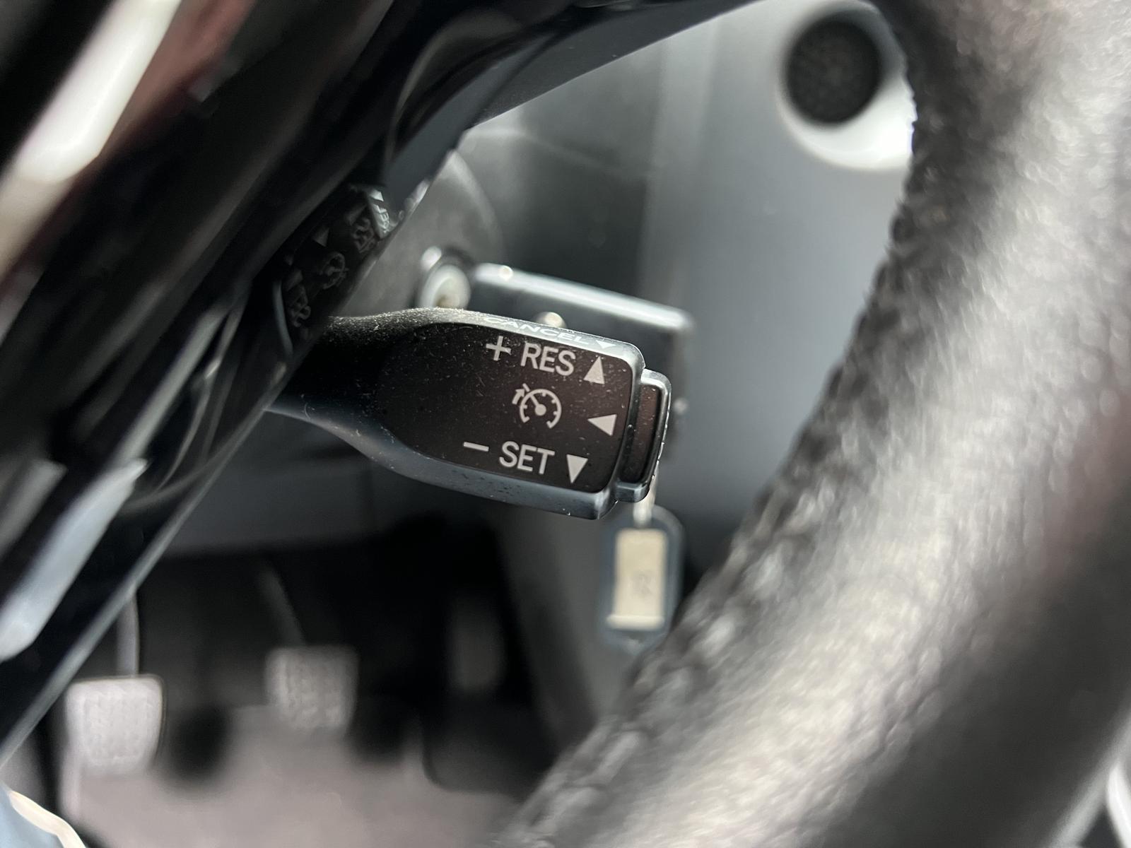 Toyota Aygo x-play connect CarPlay Klima Tempomat Touch