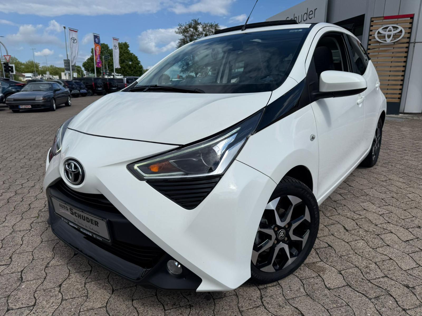 Toyota Aygo AYGO x-sky