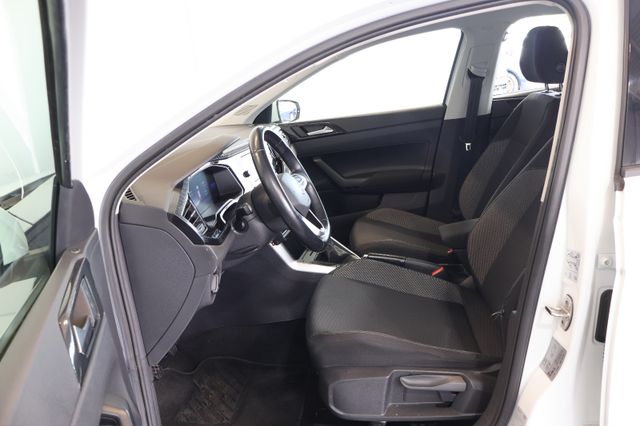 Volkswagen Polo VI 1.0 TSI Life AID+FRONT+LED+CARPLAY