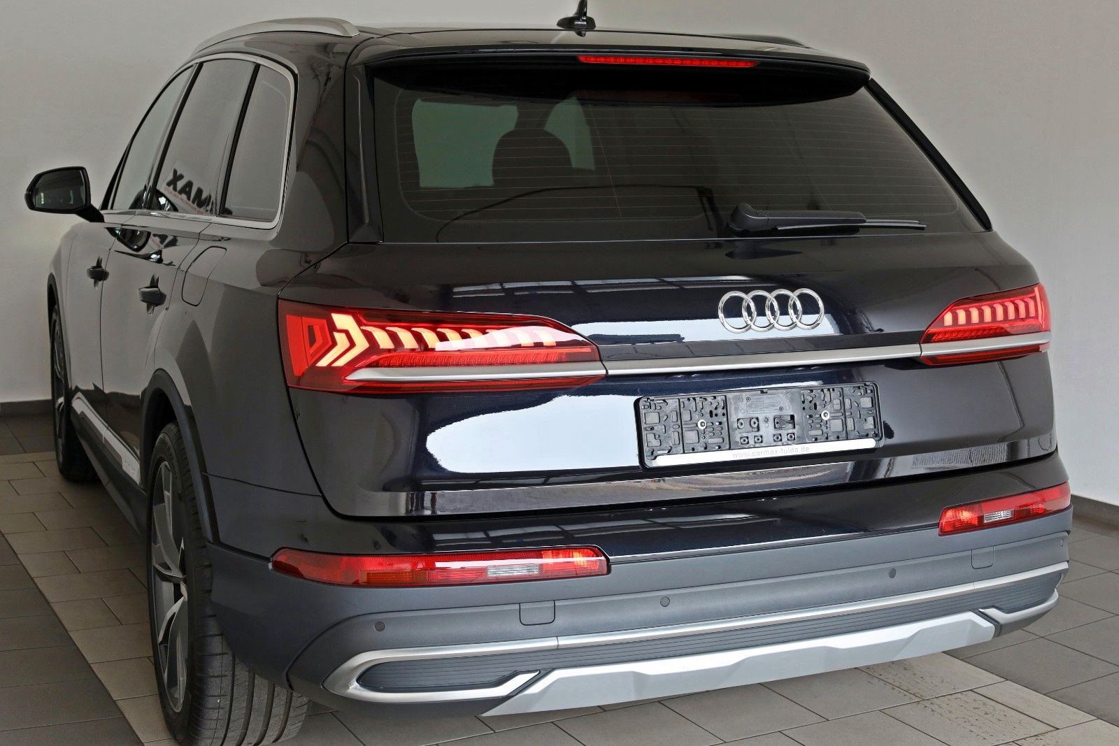 Fahrzeugabbildung Audi Q7 55 TFSIe quattro Leder,Navi,LED,Luftfahrwerk