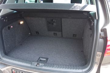 Volkswagen Tiguan - 10