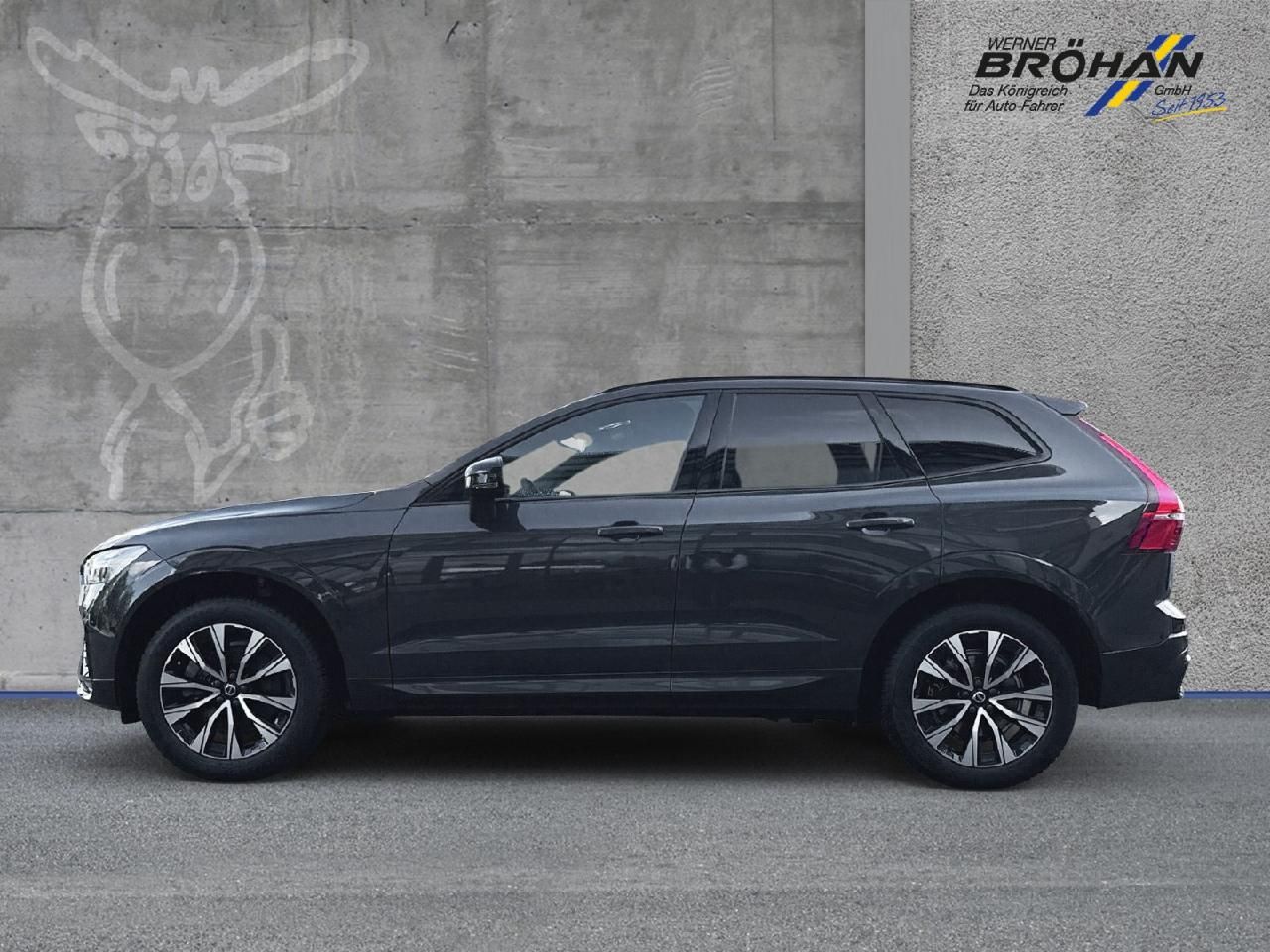 Fahrzeugabbildung Volvo XC60 Plus Dark 2WD