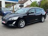 Ford Focus Turnier 1.5 TDCI AUTOMATIK 88 KW PDC NAVI - Ford Focus mit Diesel-Antrieb: 1.8