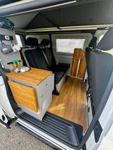 Volkswagen T6 Exklusiver Camper mit Luftfahrwerk + Zubehör - Volkswagen Allradantrieb Diesel Kastenwagen