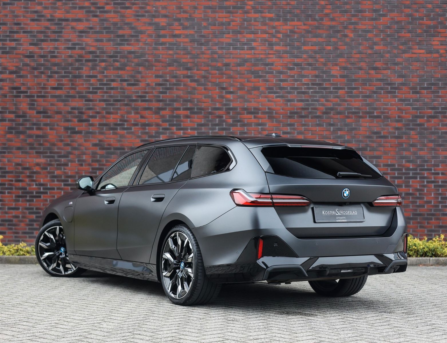 BMW 530e Touring xDrive imagem 2