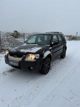 Ford Maverick Winterauto Allrad - Ford Maverick von privat