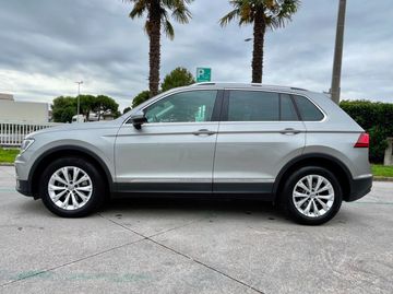 Volkswagen Tiguan - 2