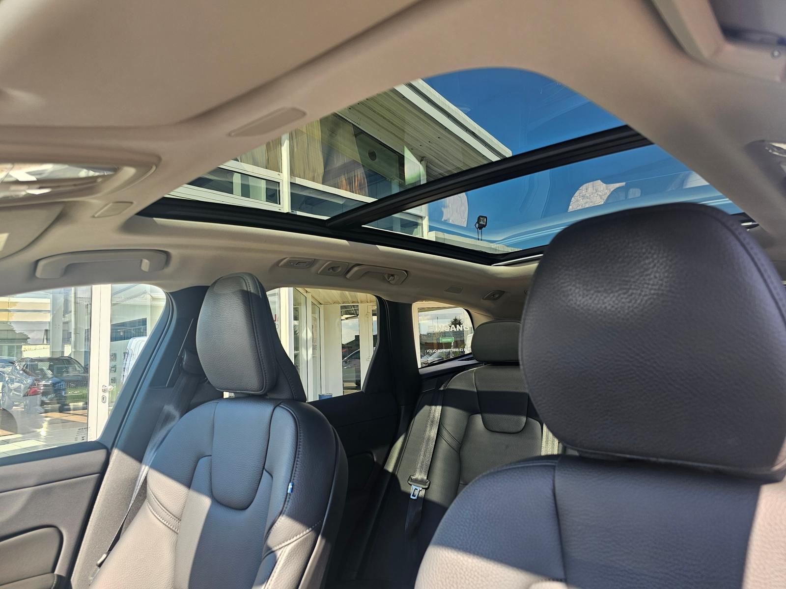 Volvo XC60 - Bild 8