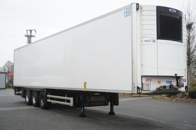 Lamberet refrigerated semi-trailer / Carrier Vector 1550