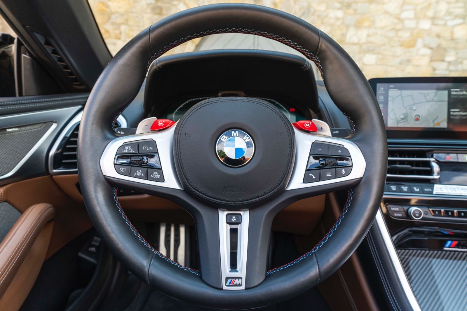 Fahrzeugabbildung BMW M8 Cabrio Competition LASERLICHT HUD H&K 360° M