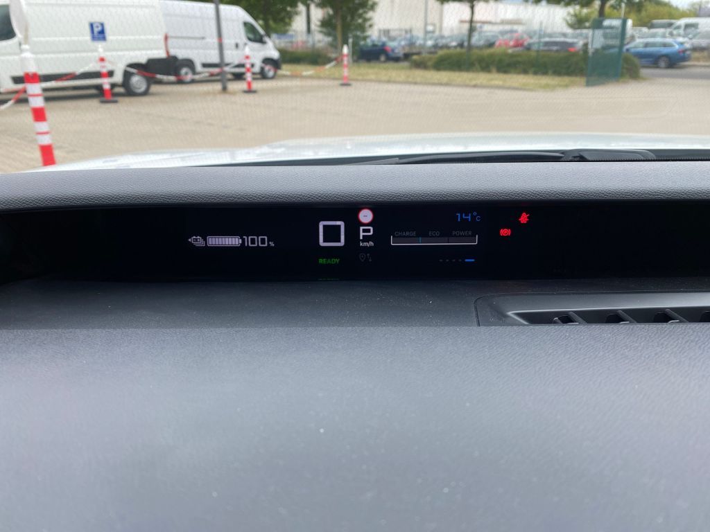Fahrzeugabbildung Citroën e-C3 MAX *Winter-Paket*LED*11 kW Lader*Navi*Cam*