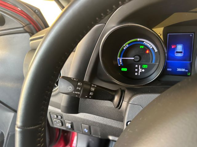 Toyota Auris Touring Sports Hybrid Free Style