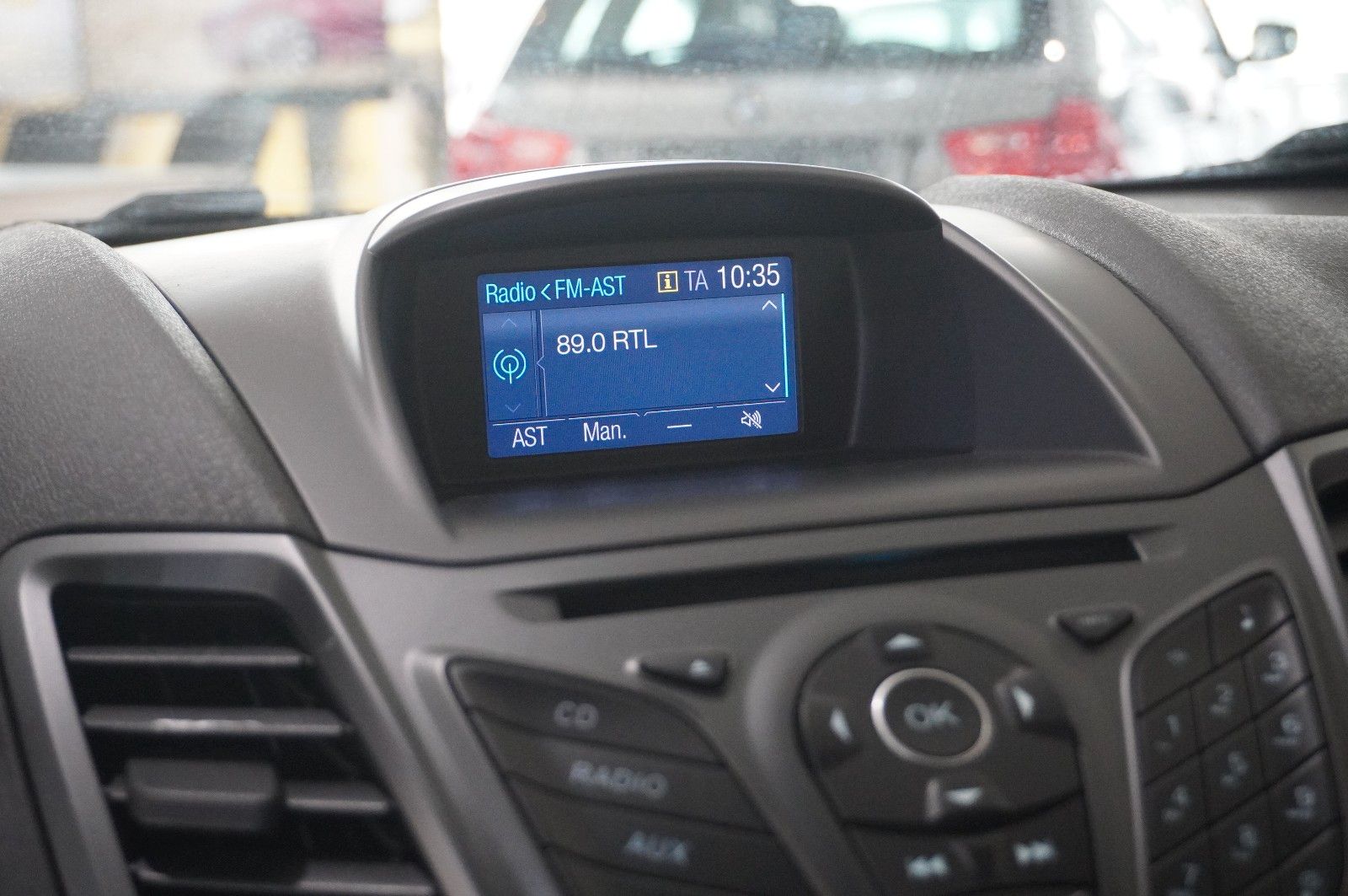 Fahrzeugabbildung Ford Fiesta 1,0 TREND 5-TÜR LED/SHZ/PDC/NEBEL/USB