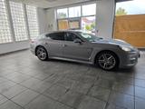Porsche Panamera 4S Vollaustattung - Porsche Panamera mit Benzin-Antrieb: Automatik