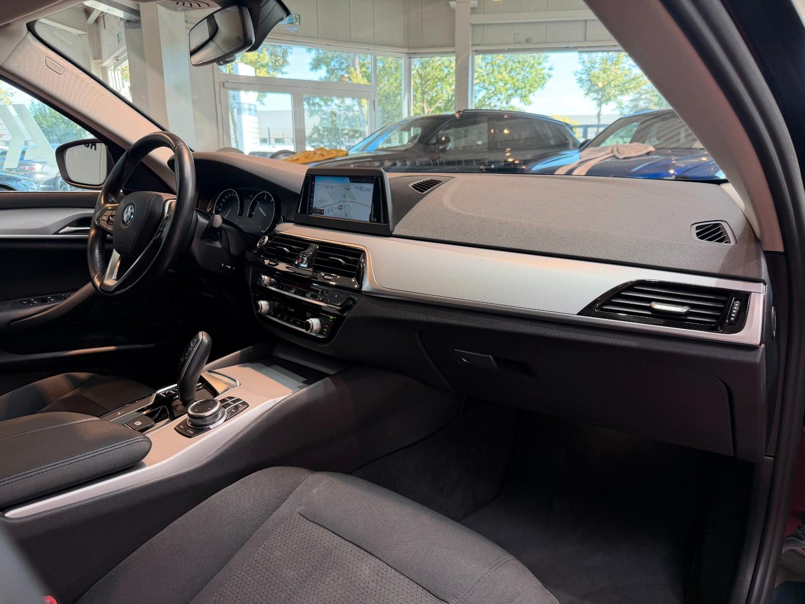BMW 520 d *LED*Navi*Klima*SHZ*