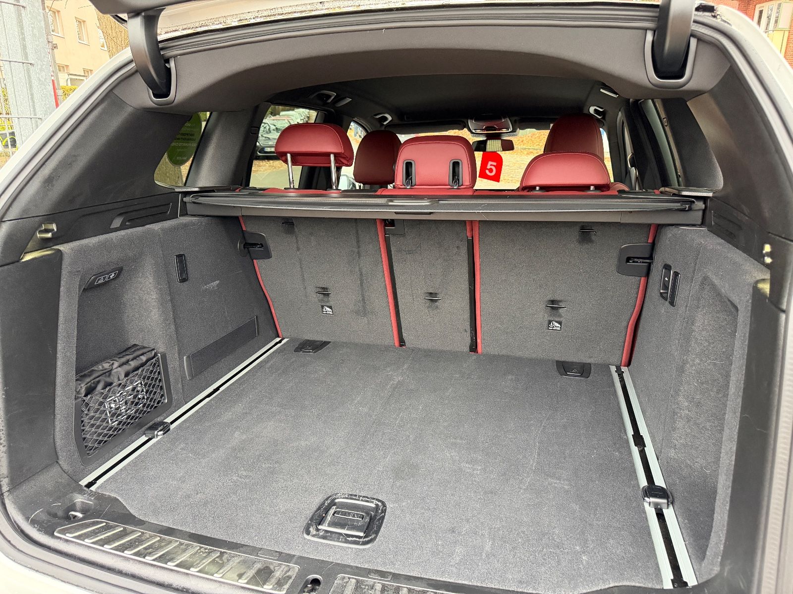 Fahrzeugabbildung BMW X3 xDrive 20i M Sport*LED*ROT*KAMERA*NAVI*SPORT