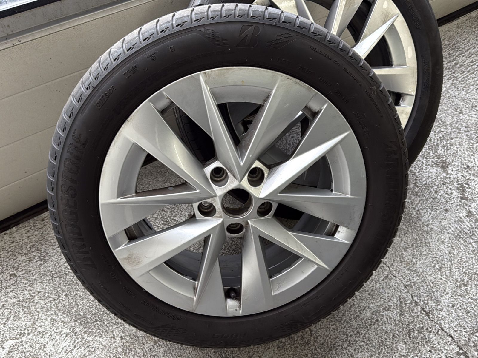 Fahrzeugabbildung SKODA Octavia Combi Style/ AHK / unfallfrei