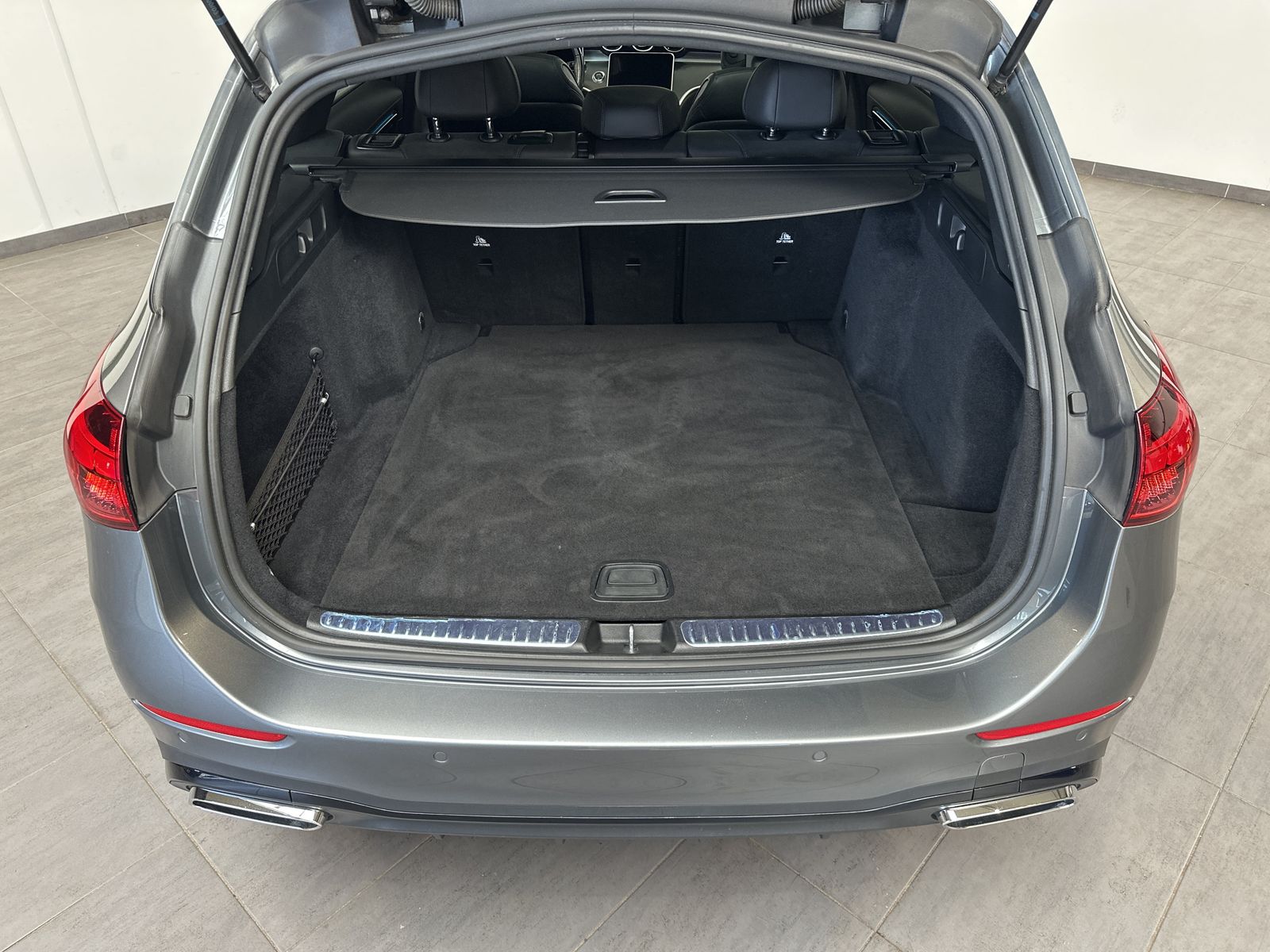 Fahrzeugabbildung Mercedes-Benz C 220d T AMG -Line NAV+LED+ACC+AHK+KAMERA+19ZOLL