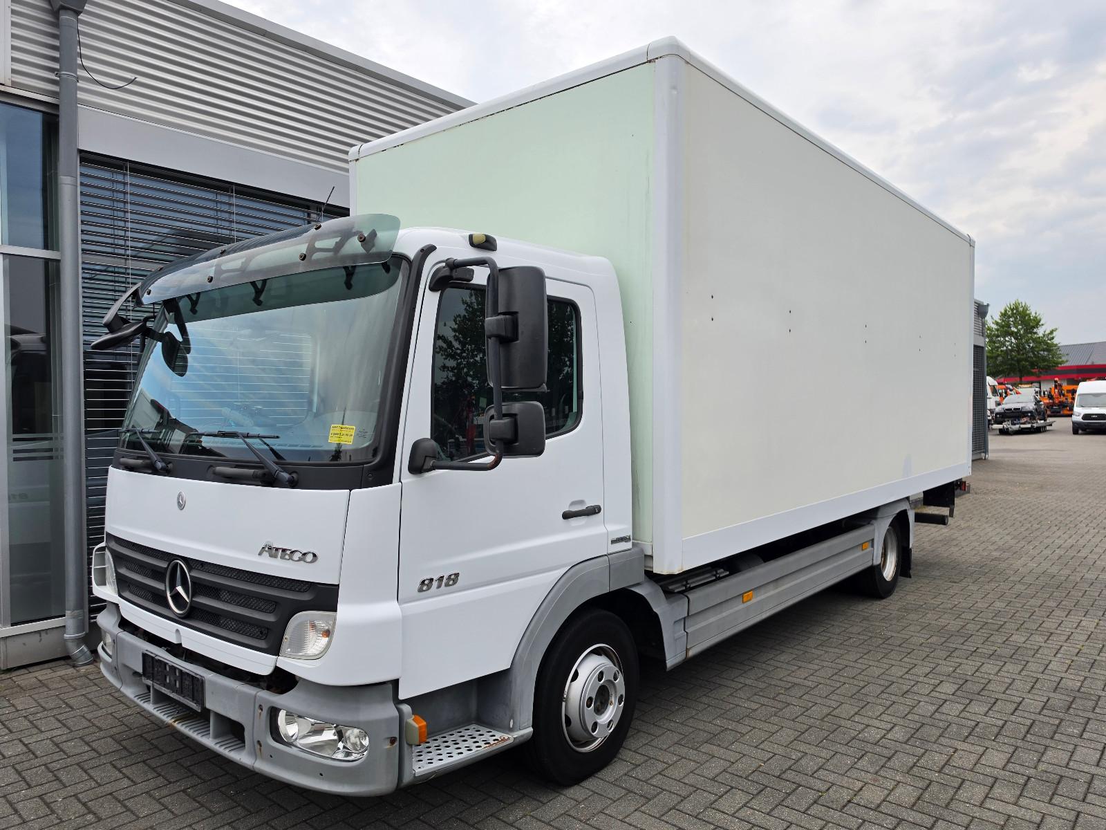 Mercedes-Benz Atego 818 BL  Koffer Ldw 1 To erst 242 TKM