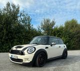 MINI John Cooper Works John Cooper Works - MINI John Cooper Works aus 2009