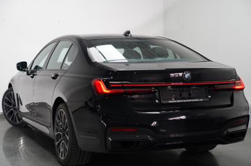 BMW 730 - 6