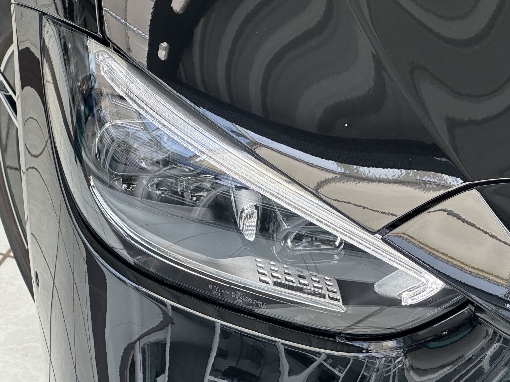 Fahrzeugabbildung Mercedes-Benz C 300 e *AMG*NIGHT*PANO*DISTRO*360°*HUD*MEMORY*
