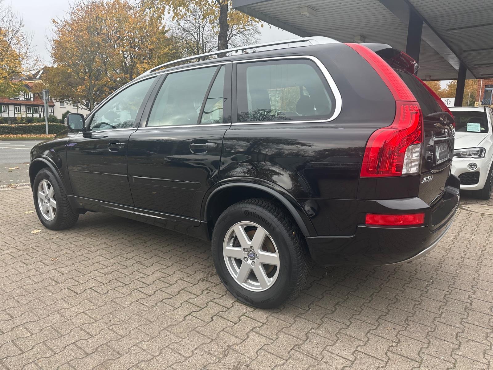 VOLVO XC90 D4 2.4 163ch KINETIC - 7 PLACES - BVA - CUIR - SIÈGES CHAUFFANTS - 1 PROPRIÉTAIRE