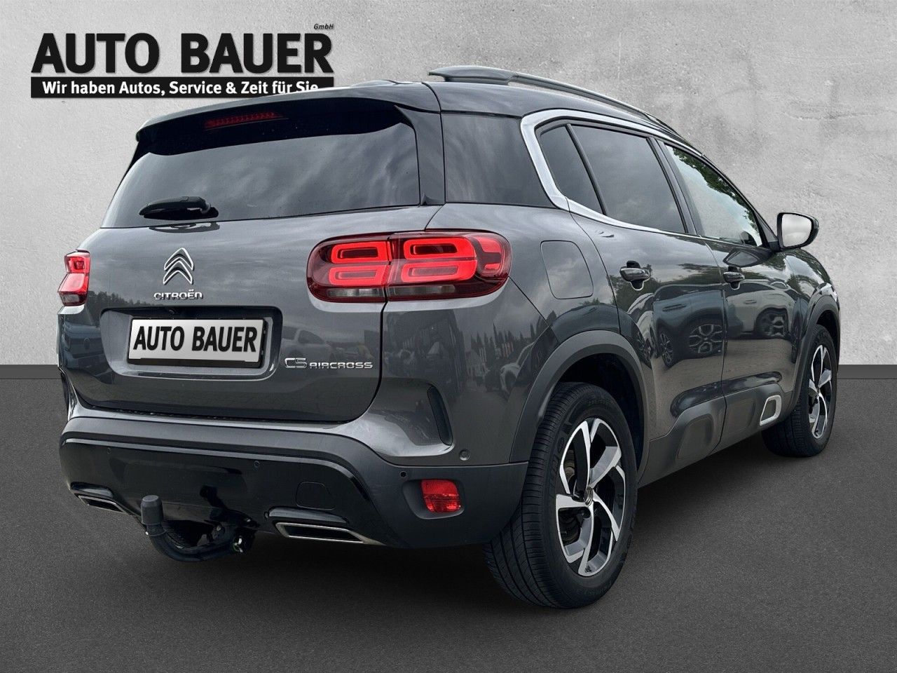 Fahrzeugabbildung Citroën C5 Aircross 2.0 HDI SHINE 180EAT*Navi* - mit KI generiert/bearbeitet
