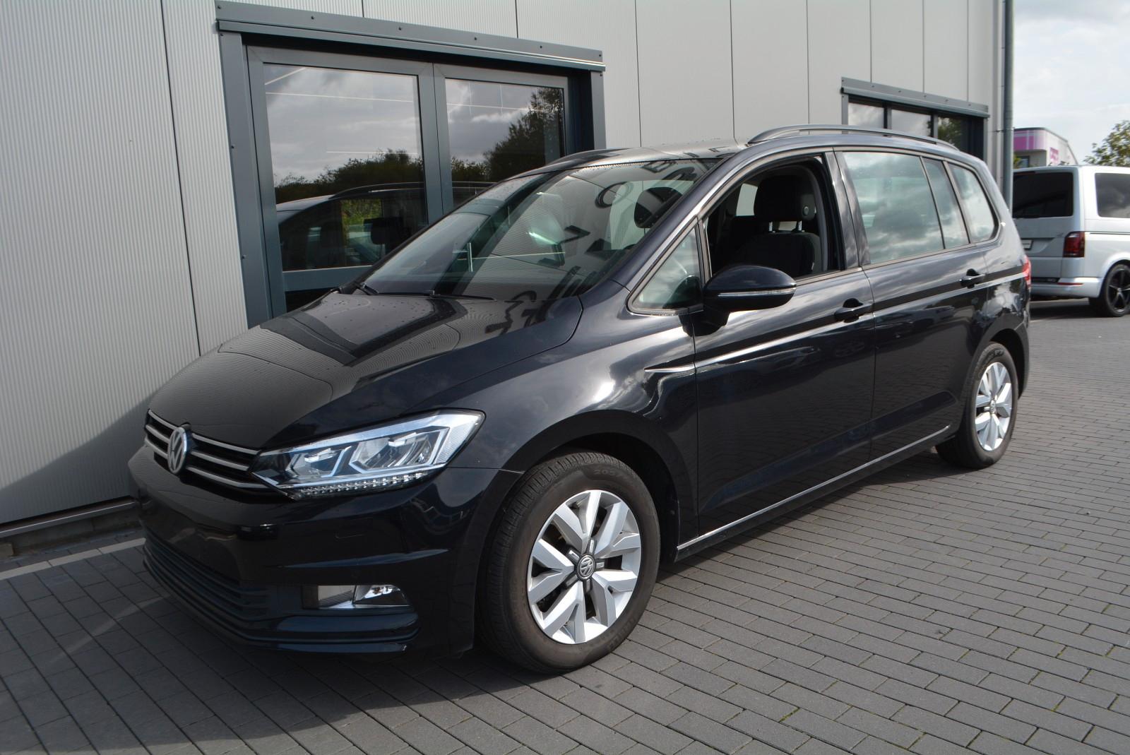 Volkswagen Touran Comfortline 7Sitzer-LED-Navi-AHK