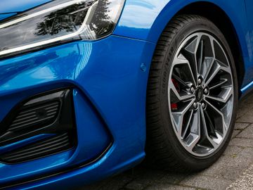 Ford Focus Turnier 1.0 ST-Line X Fahrassistenz-Paket