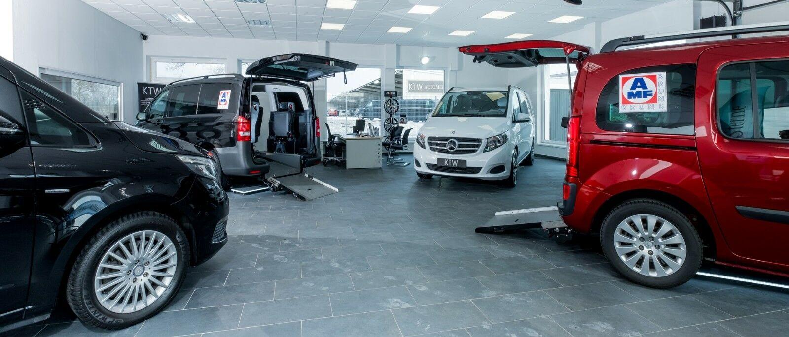 showroom-image-bottom