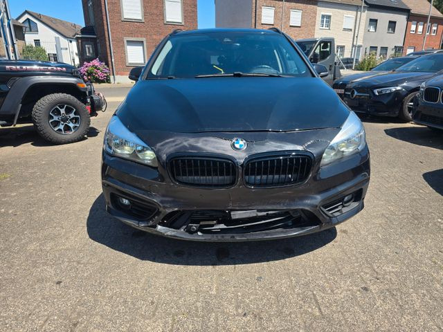 BMW 225e i Performance xDrive Advantage Hybrid Auto