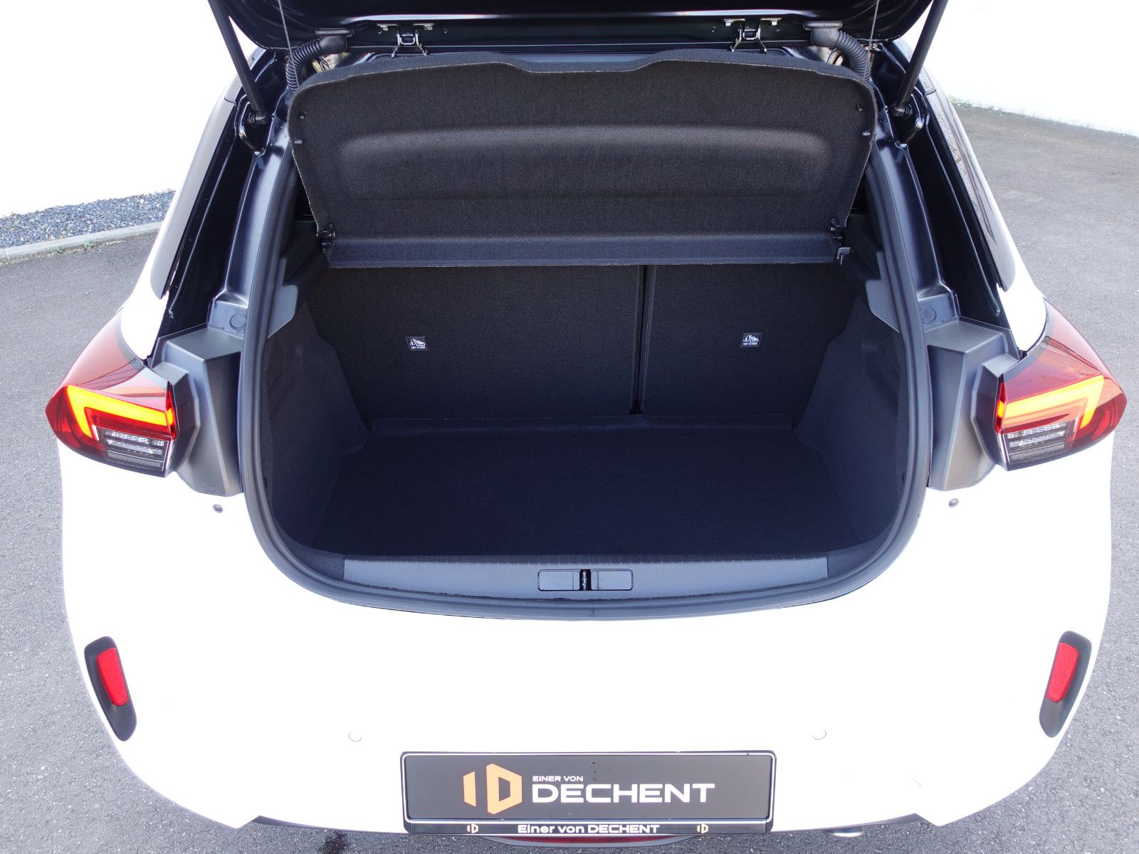 Fahrzeugabbildung Opel Corsa 1.2 Turbo GS  Allwetter,Navi,Kamera,PDC,SH