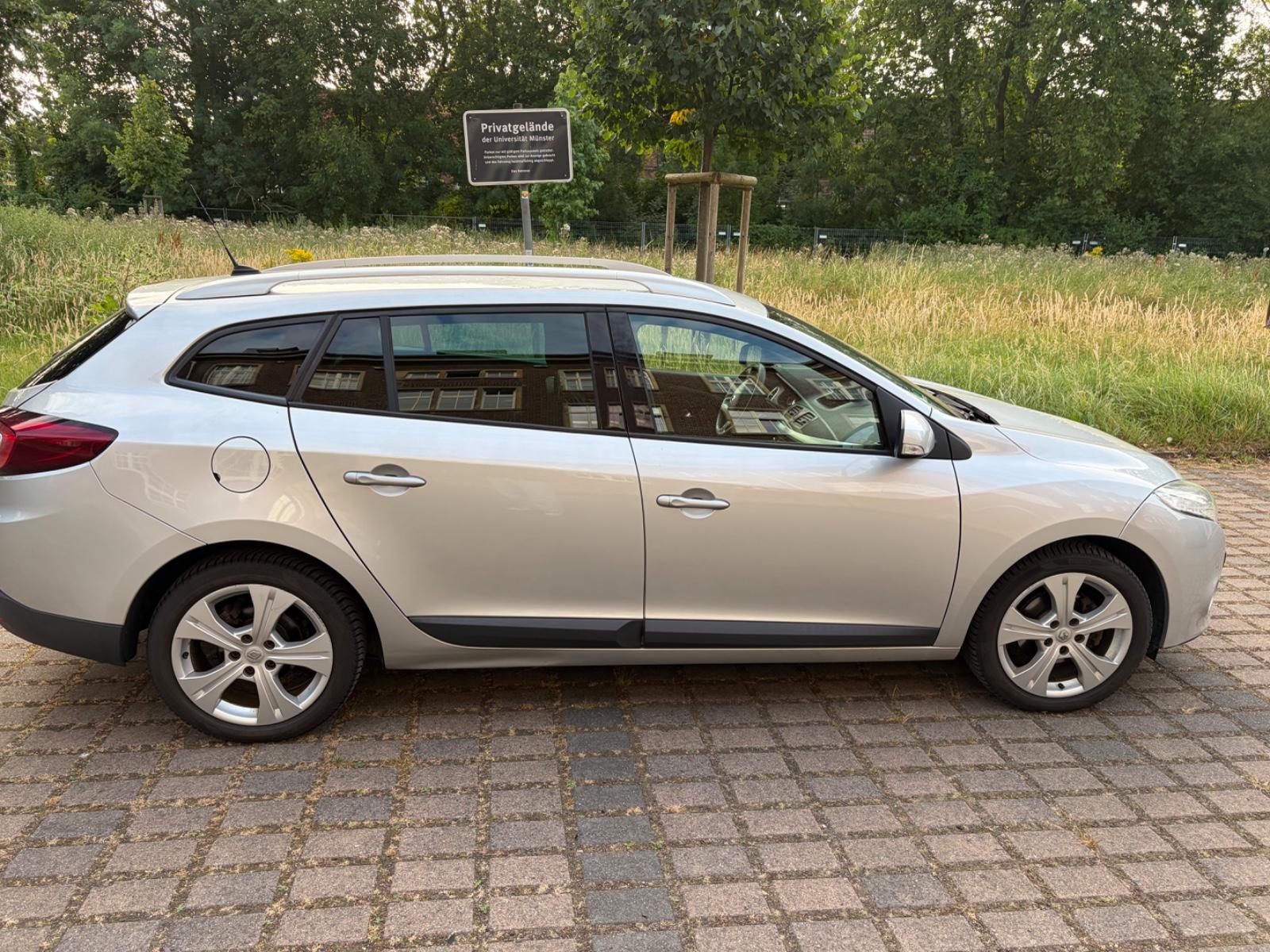 Renault Megane 2009 — photo 5