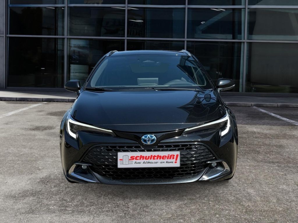 Fahrzeugabbildung Toyota Corolla 1.8 Hybrid Touring Sports Team Deutschla