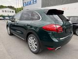 Porsche Cayenne Diesel 3.0 LEDER/TV/KAMERA/AHK - Porsche Cayenne mit Diesel-Antrieb: Luftfederung