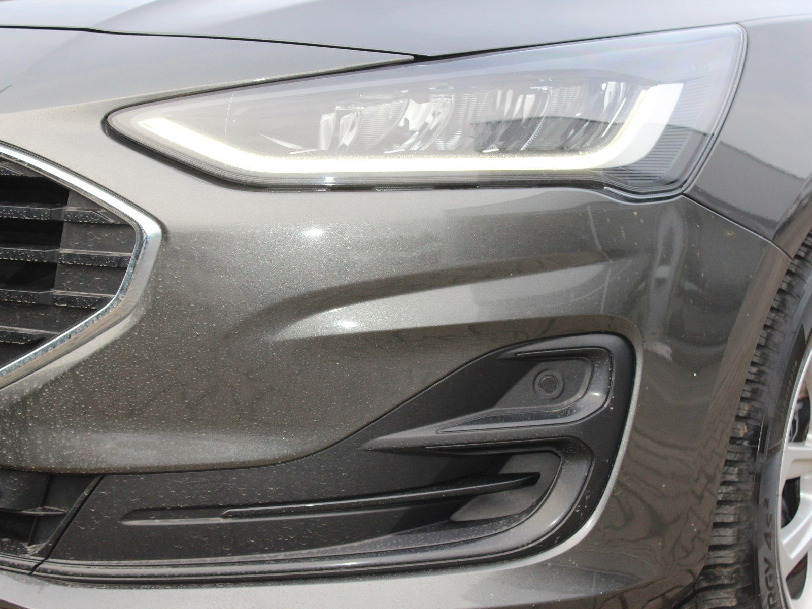Fahrzeugabbildung Ford Focus Cool & Connect 1,5 EcoBlue