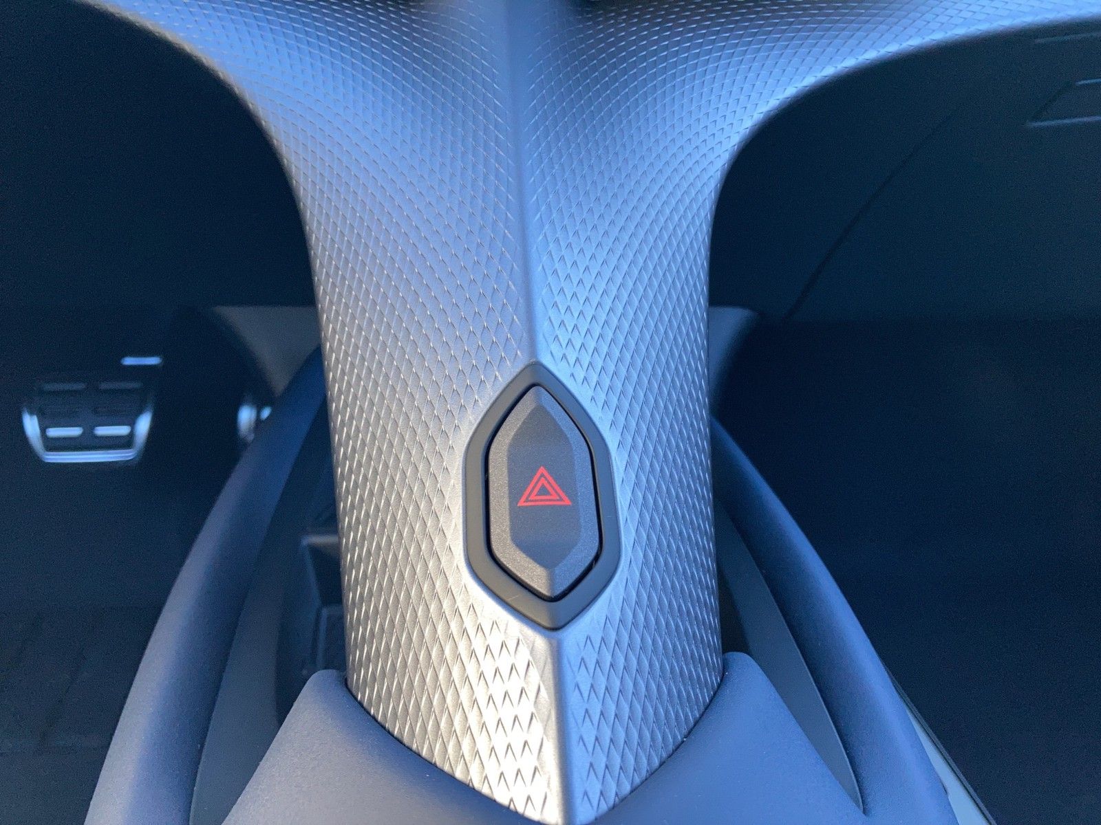 CUPRA Tavascan Endurance 210kW/286PS Adrenaline Pack - Image 14