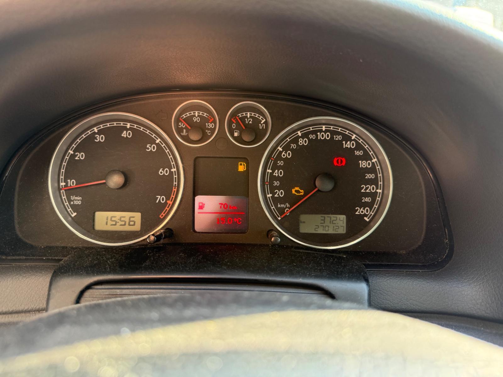 Volkswagen Passat 2005 — photo 13