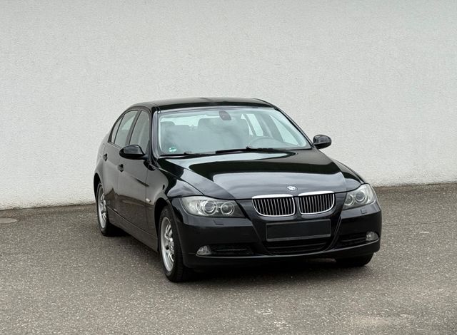 BMW 318d Lim./XENON/SHZ/TEMP./MFL/PDC/