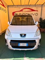 Peugeot Partner Tepee 1.6 HDi 92CV Outdoor - gebrauchte Peugeot Partner Tepee aus dem Jahr 2011