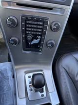 Volvo XC 60 Summum AWD TÜV/Service NEU Gewährleistung - gebrauchte Volvo XC60 aus dem Jahr 2011