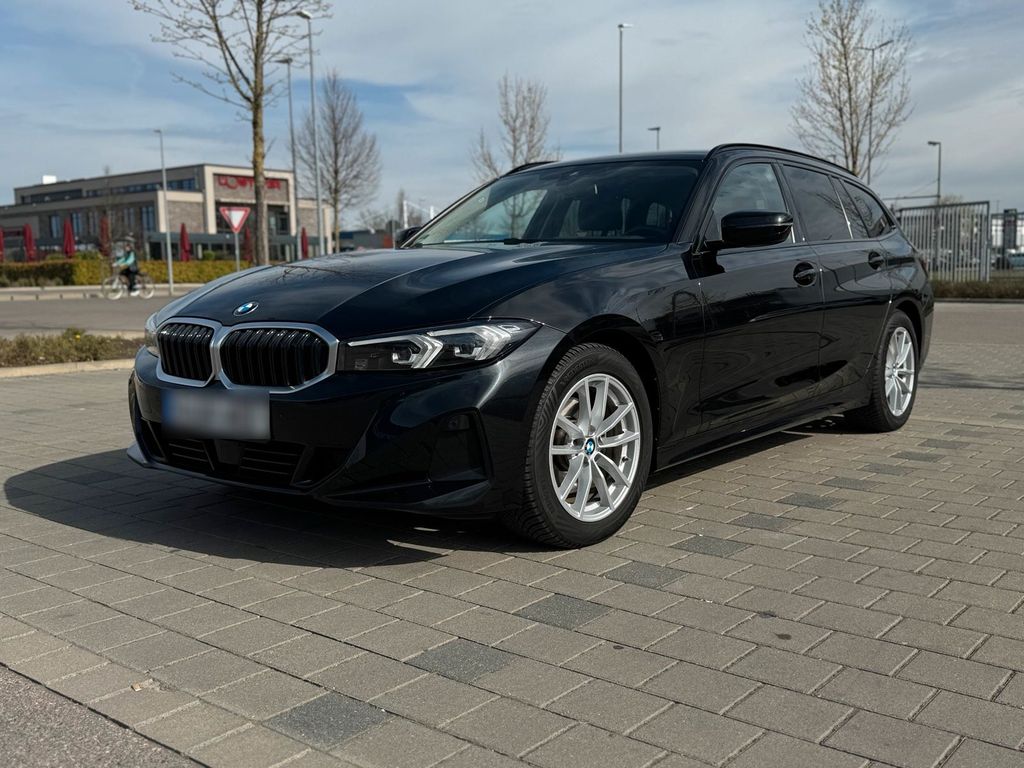 Image of BMW 320