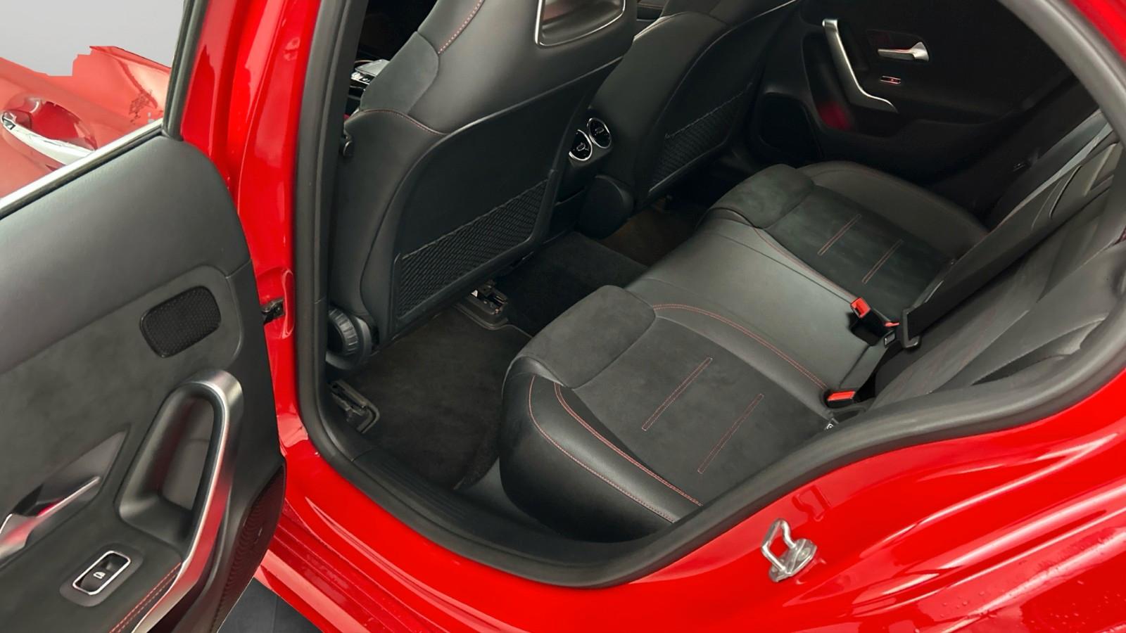 Mercedes-Benz A-Class AMG Leder Navi Multibeam LED SHZ RFK SHZ, миниатюра 8